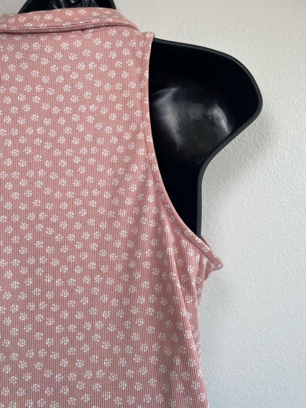 Skönhet Pink Floral Ribbed Ruched Button Front Tank Top Size Large - Picture 8 of 9